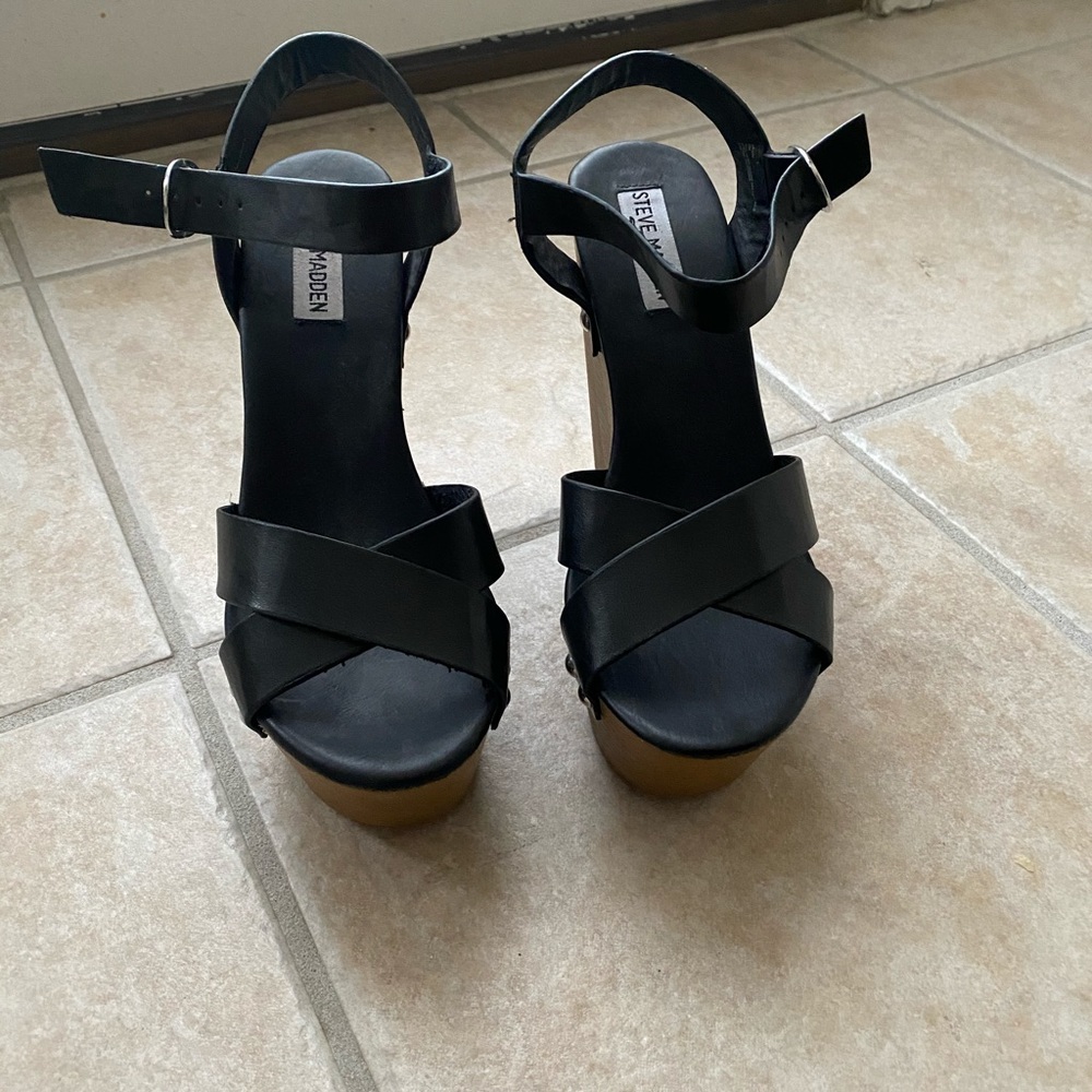 Steve Madden wedges